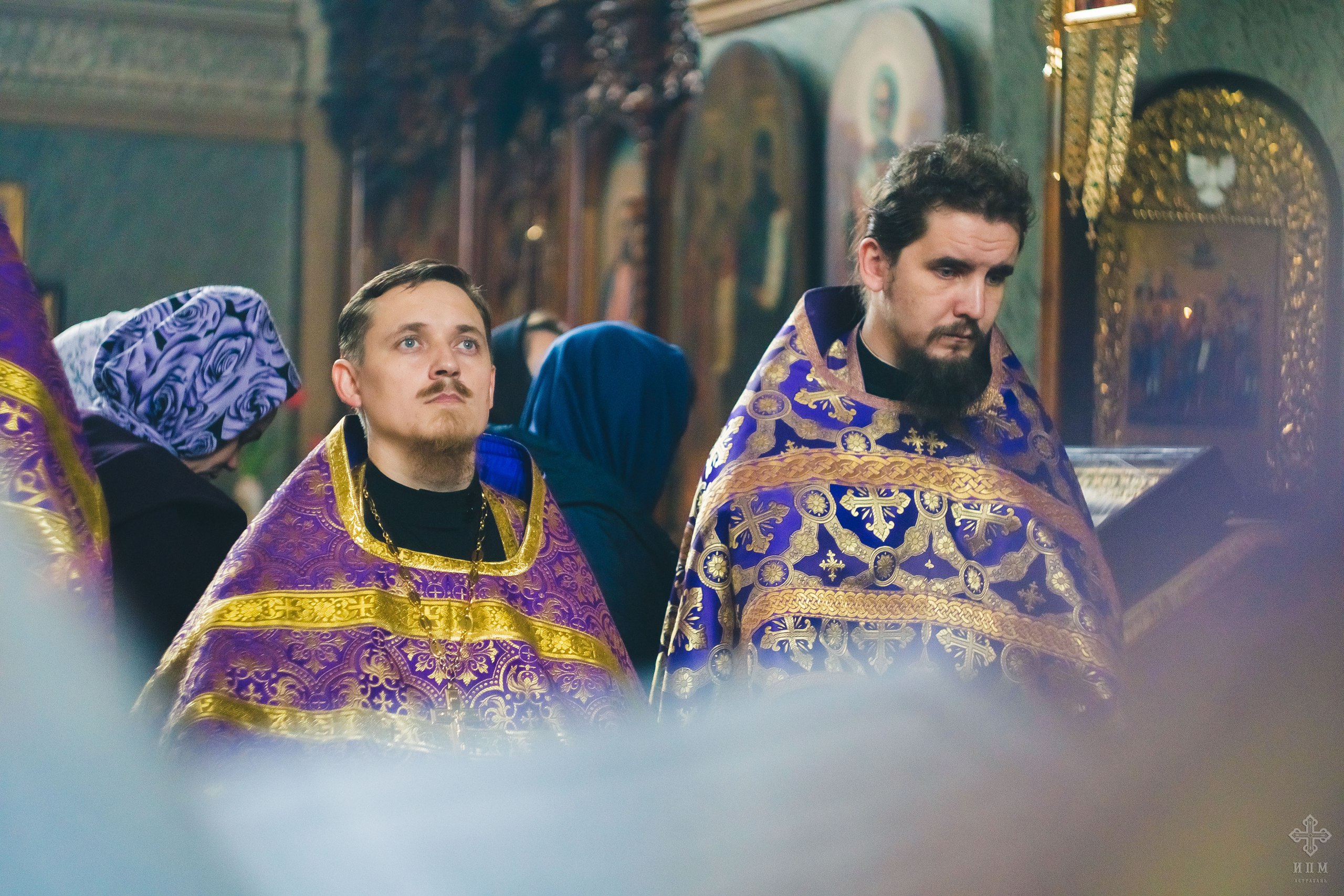 Где служит епископ